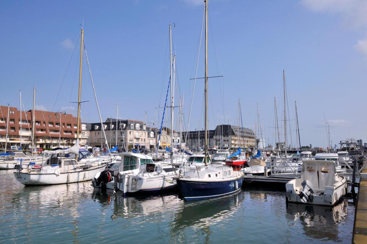 Appt Lumineux - Avec Balcon A 400M De La Plage 库尔瑟勒·苏尔·梅尔 外观 照片